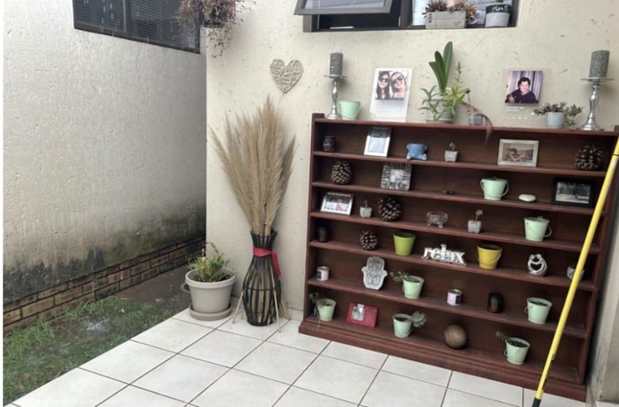 3 Bedroom Property for Sale in Brentwood Gauteng