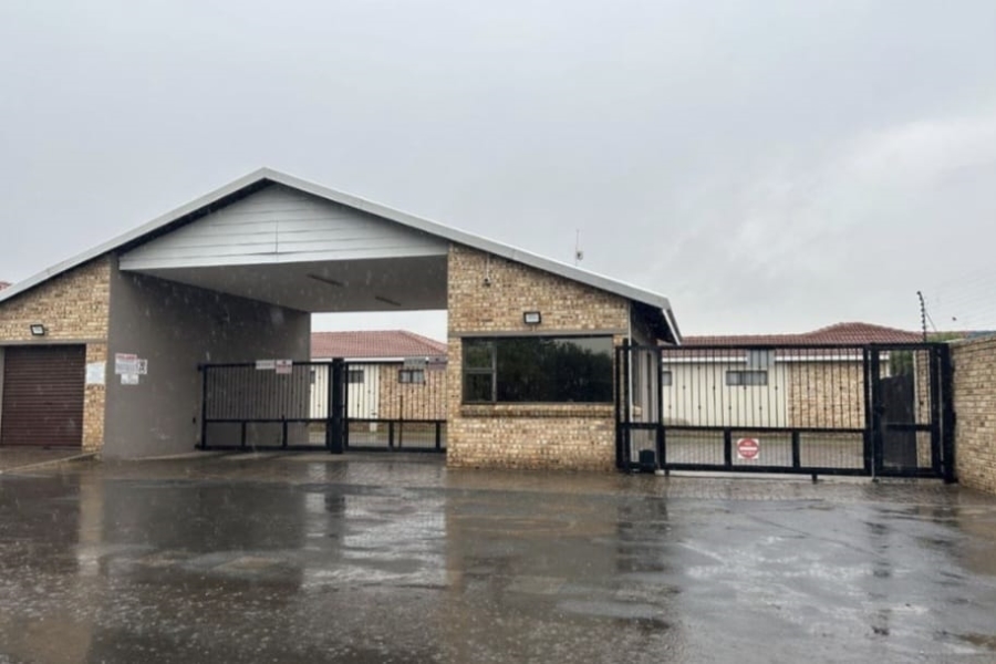 3 Bedroom Property for Sale in Brentwood Gauteng