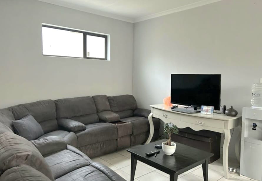 3 Bedroom Property for Sale in Brentwood Gauteng