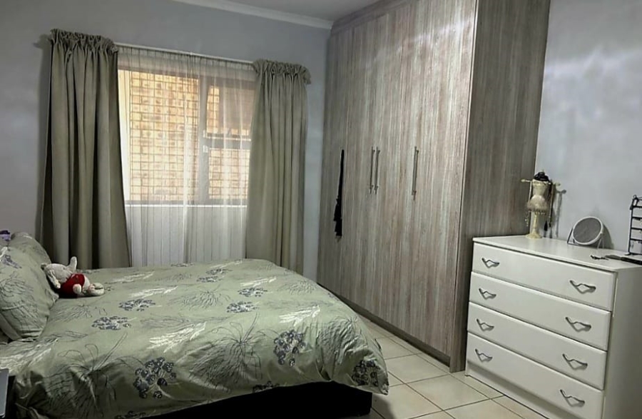 3 Bedroom Property for Sale in Brentwood Gauteng