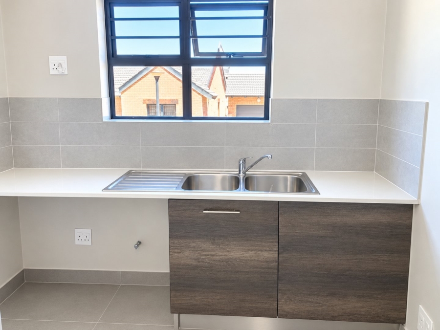 To Let 3 Bedroom Property for Rent in Kyalami Gauteng