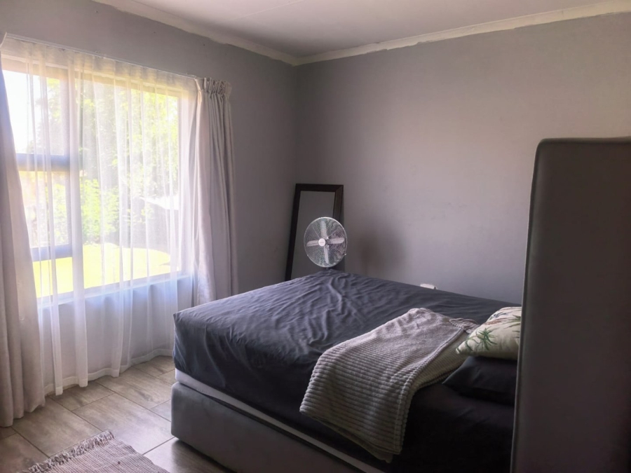 To Let 3 Bedroom Property for Rent in Strubenvale Gauteng