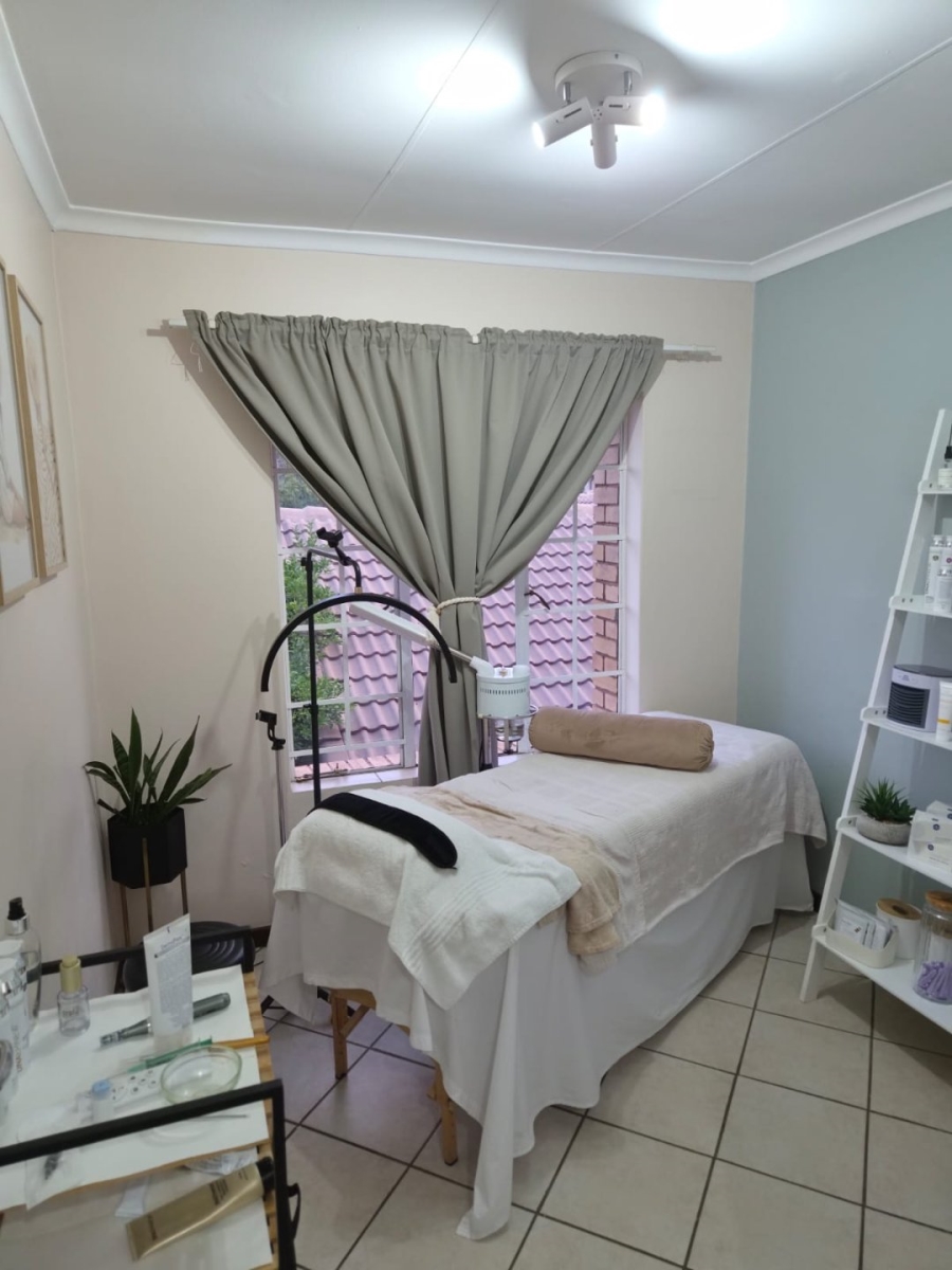 To Let 3 Bedroom Property for Rent in Eco Park Gauteng