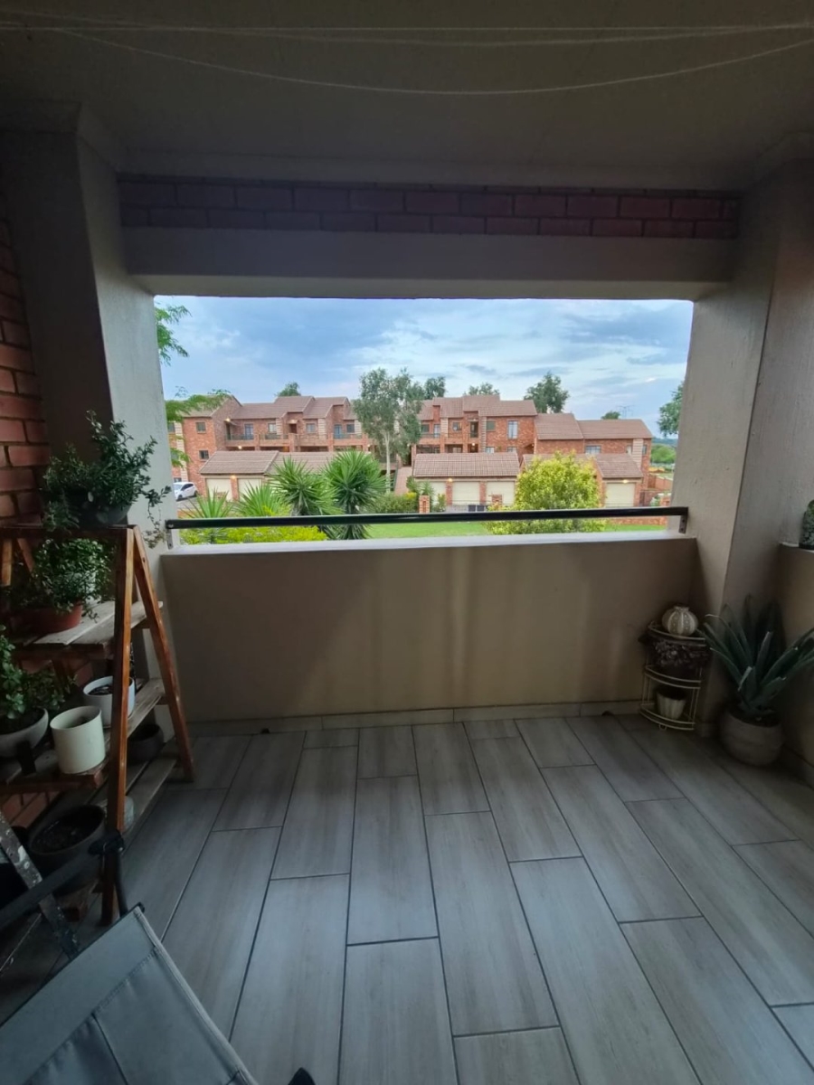 To Let 3 Bedroom Property for Rent in Eco Park Gauteng