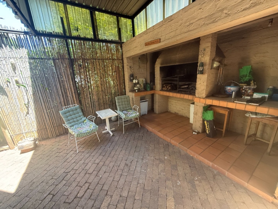 4 Bedroom Property for Sale in Doringkloof Gauteng