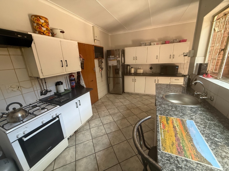 4 Bedroom Property for Sale in Doringkloof Gauteng