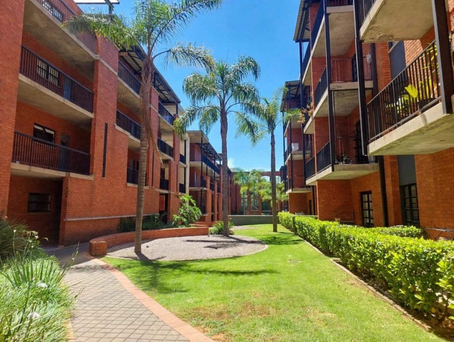To Let 2 Bedroom Property for Rent in Melrose North Gauteng