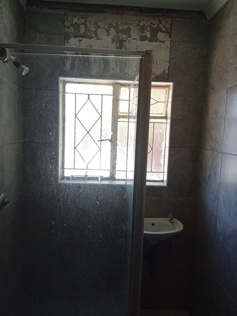  Bedroom Property for Sale in Sophiatown Gauteng