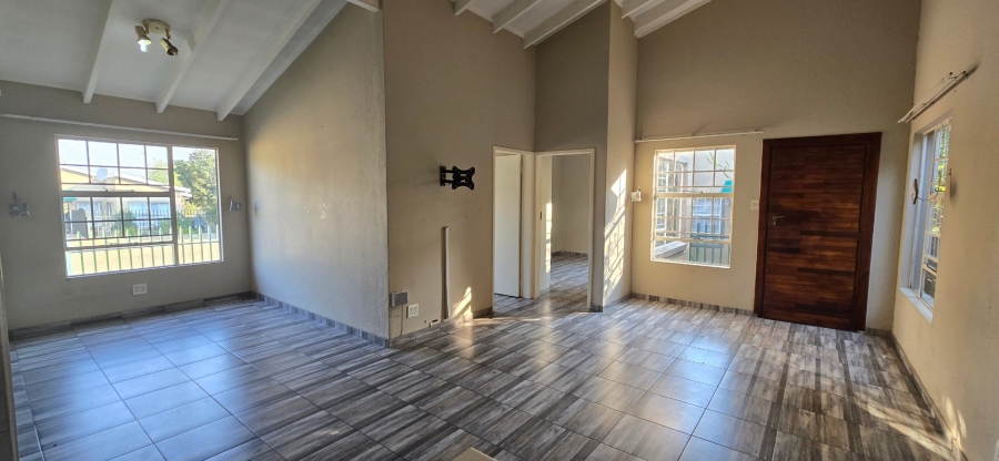 2 Bedroom Property for Sale in Meyersdal Gauteng