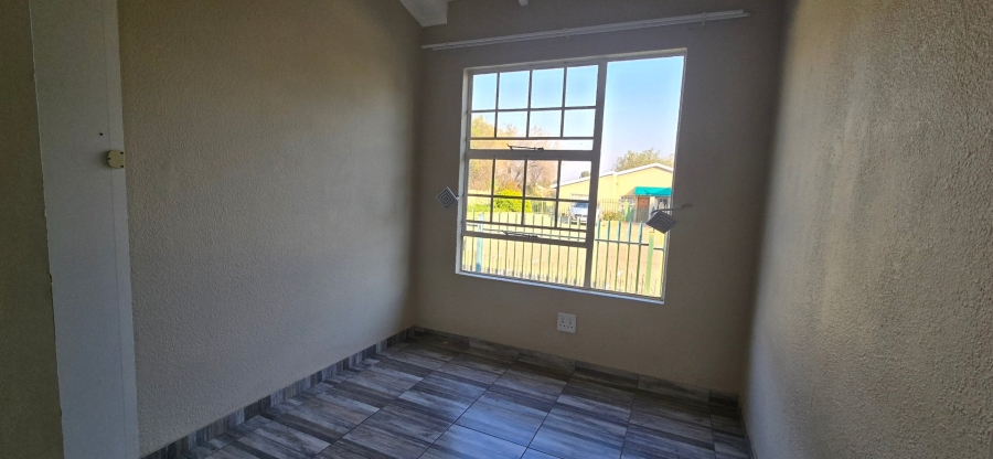 2 Bedroom Property for Sale in Meyersdal Gauteng
