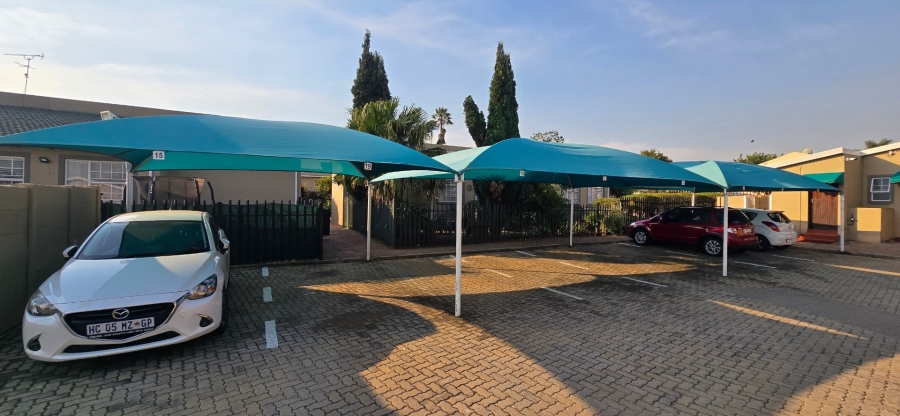 2 Bedroom Property for Sale in Meyersdal Gauteng