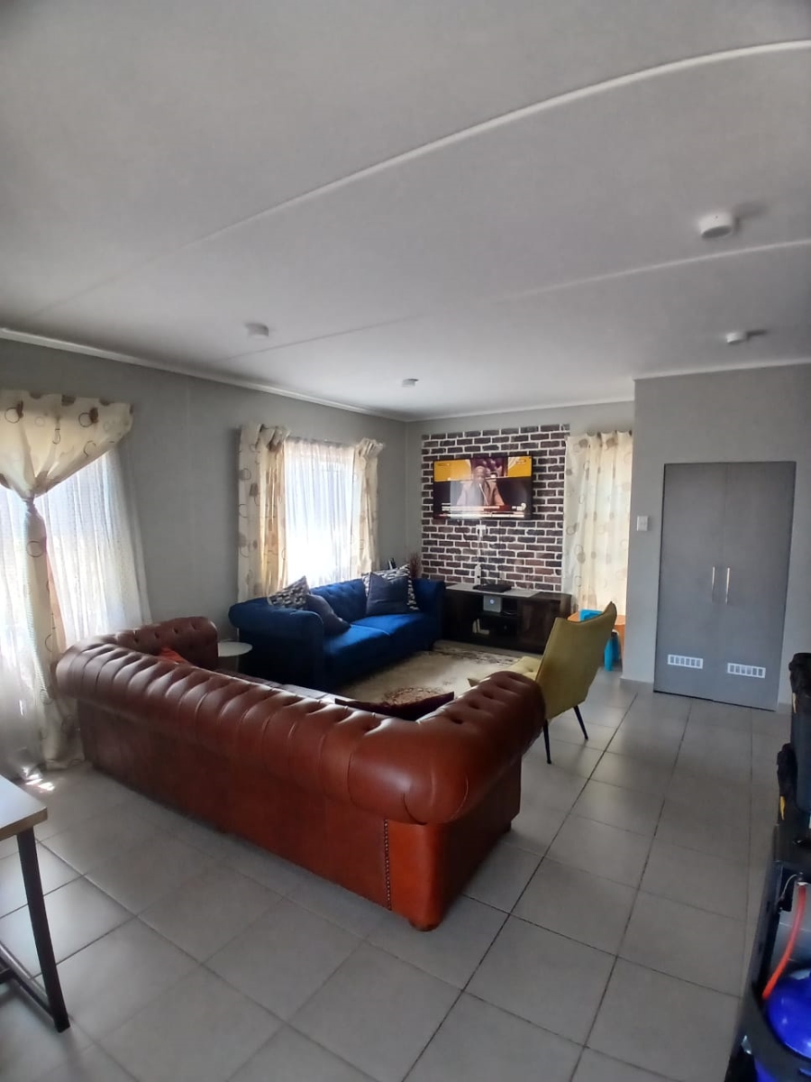 4 Bedroom Property for Sale in Leopard