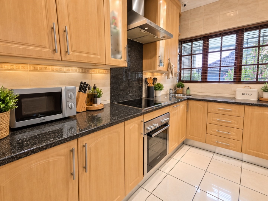 3 Bedroom Property for Sale in Pierre Van Ryneveld Gauteng