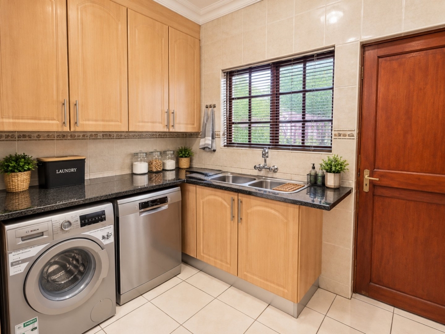 3 Bedroom Property for Sale in Pierre Van Ryneveld Gauteng