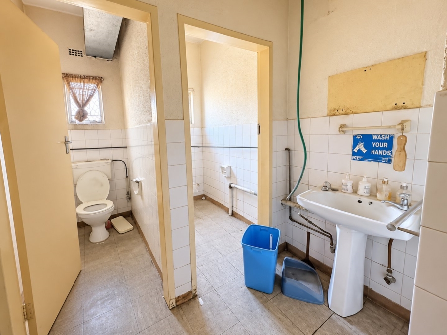 Commercial Property for Sale in Birchleigh Gauteng