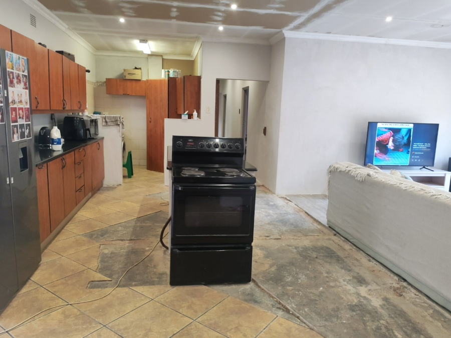 4 Bedroom Property for Sale in Villieria Gauteng