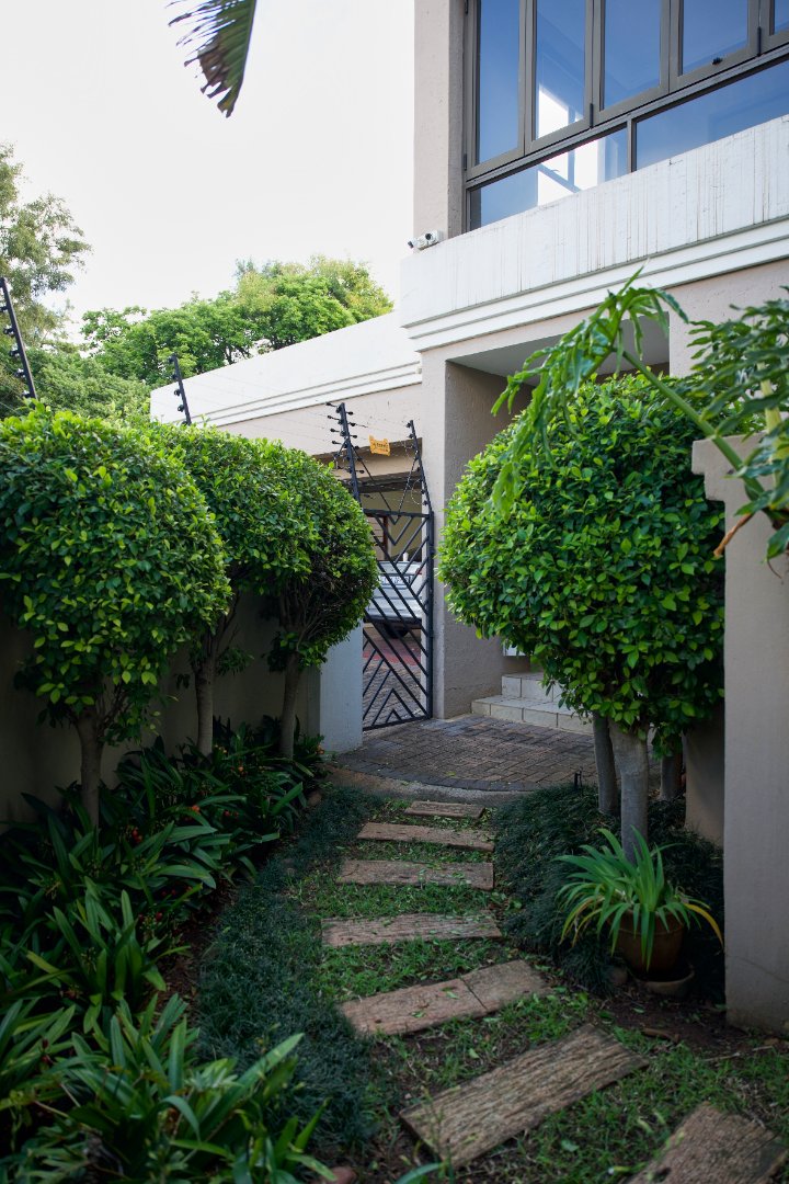 4 Bedroom Property for Sale in Waterkloof Ridge Gauteng