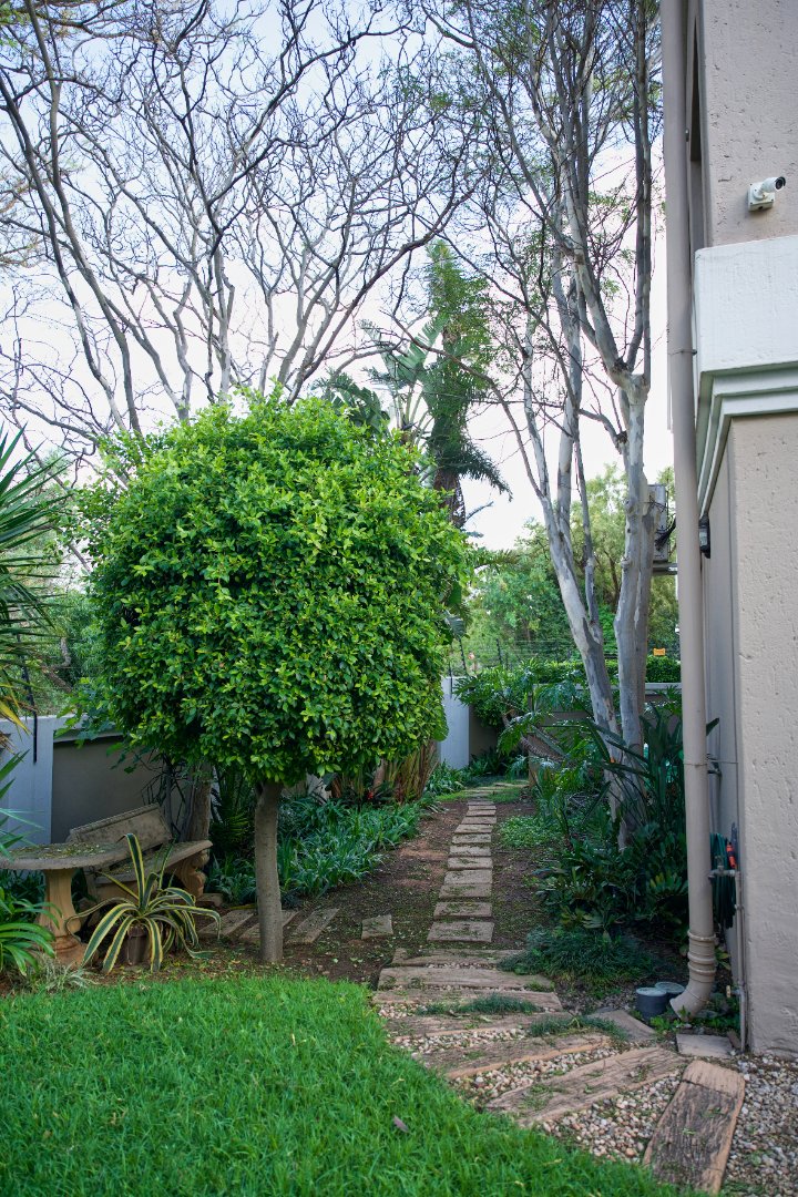 4 Bedroom Property for Sale in Waterkloof Ridge Gauteng