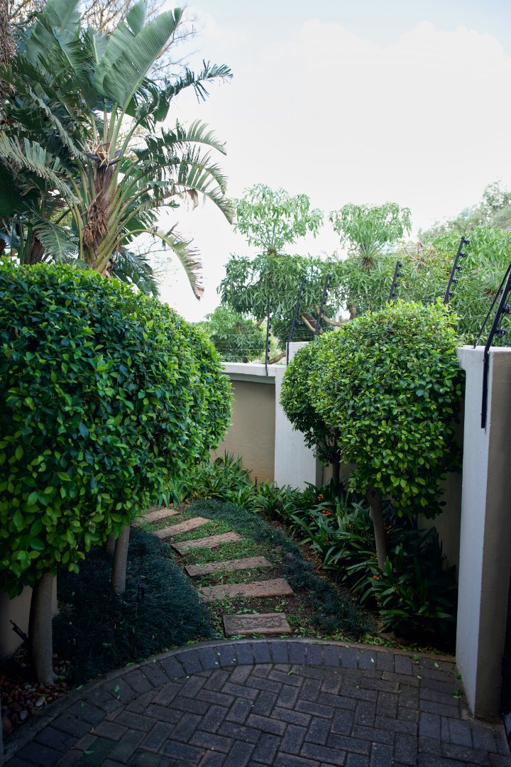 4 Bedroom Property for Sale in Waterkloof Ridge Gauteng