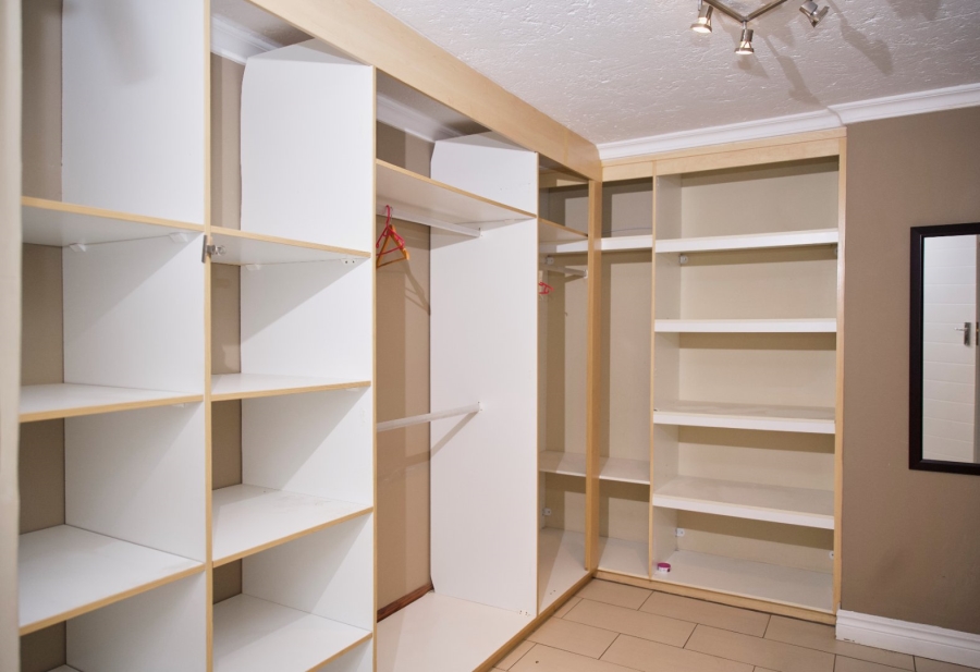4 Bedroom Property for Sale in Waterkloof Ridge Gauteng