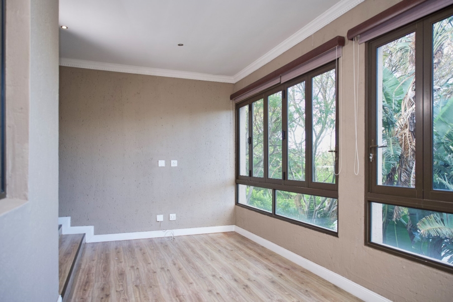4 Bedroom Property for Sale in Waterkloof Ridge Gauteng