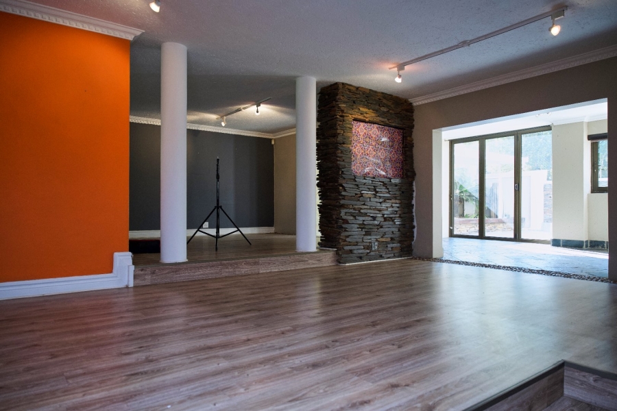 4 Bedroom Property for Sale in Waterkloof Ridge Gauteng
