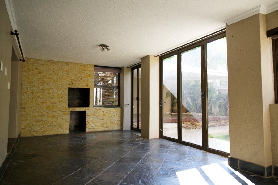 4 Bedroom Property for Sale in Waterkloof Ridge Gauteng