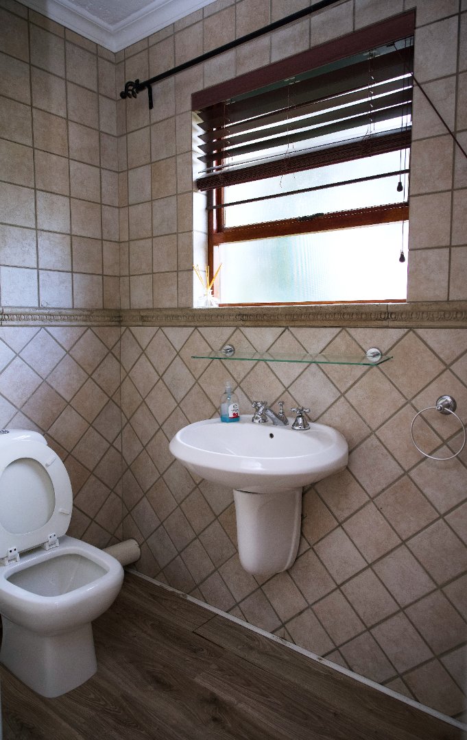 4 Bedroom Property for Sale in Waterkloof Ridge Gauteng