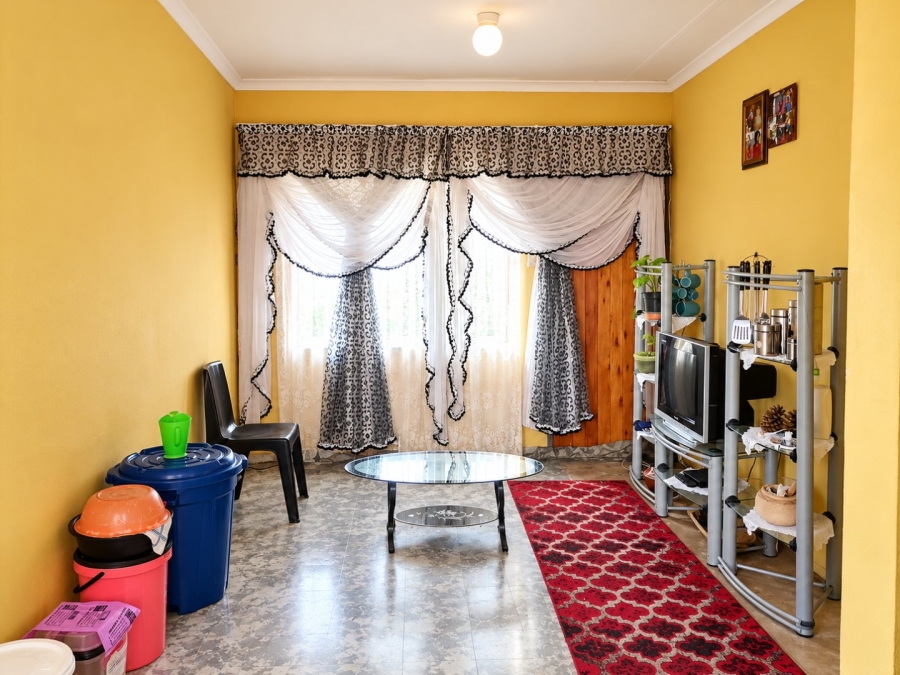 2 Bedroom Property for Sale in Lenasia South Gauteng