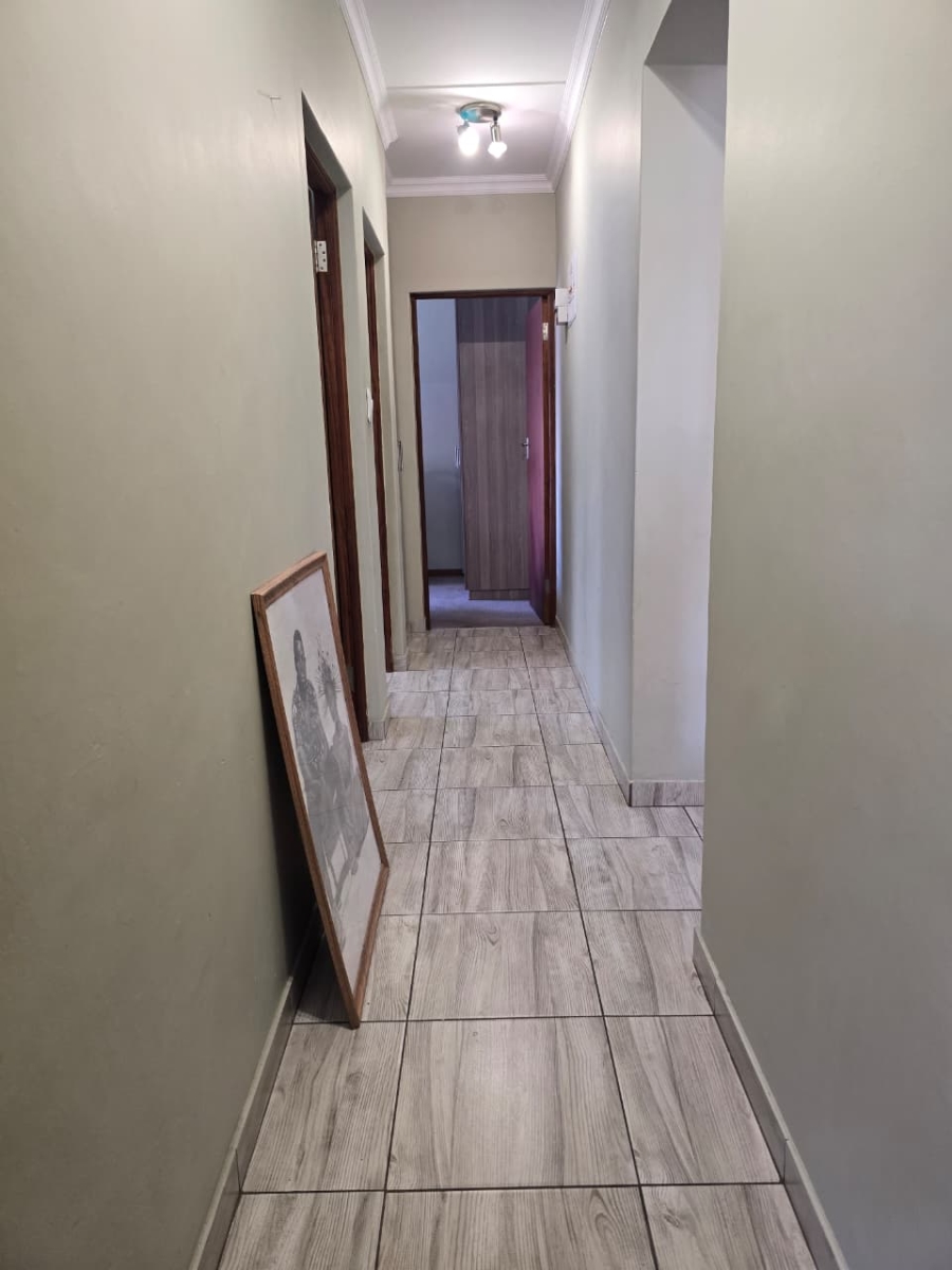 To Let 3 Bedroom Property for Rent in Noordwyk Gauteng