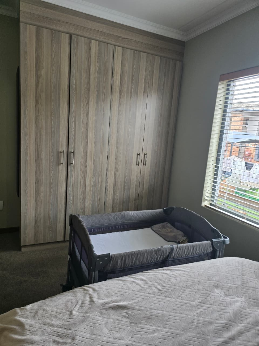 To Let 3 Bedroom Property for Rent in Noordwyk Gauteng
