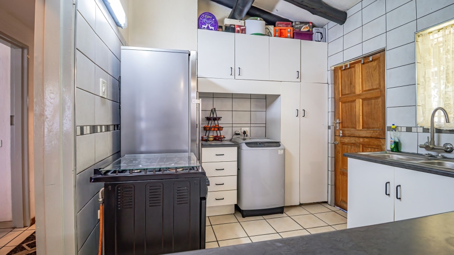 7 Bedroom Property for Sale in Mayberry Park Gauteng