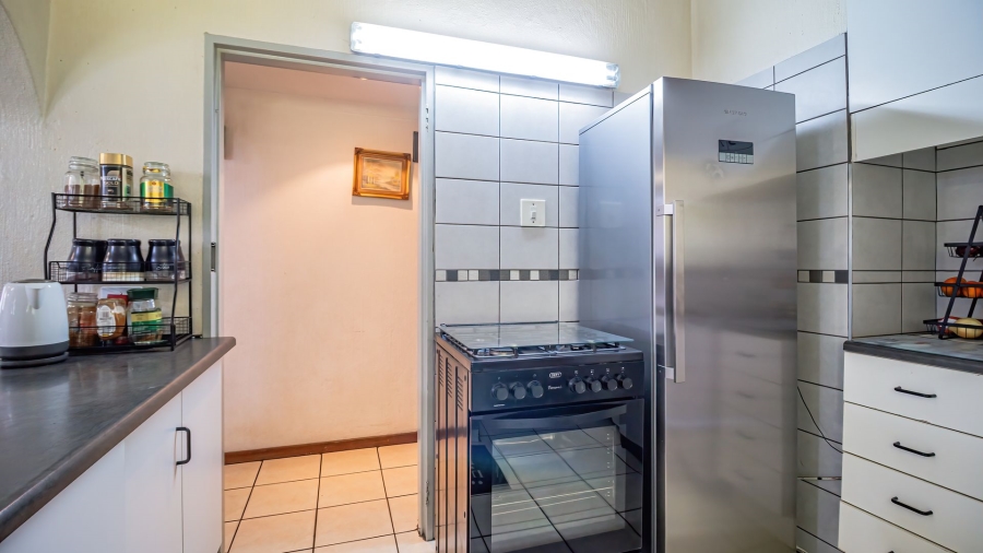 7 Bedroom Property for Sale in Mayberry Park Gauteng
