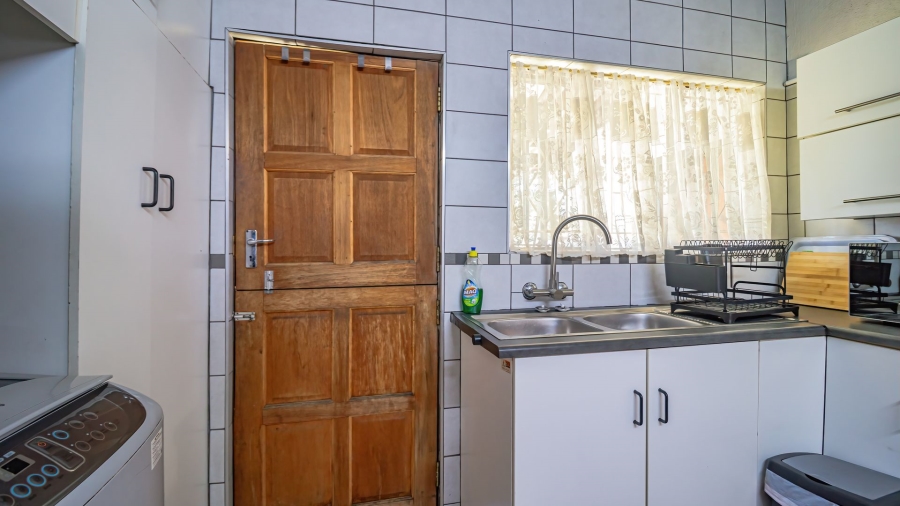 7 Bedroom Property for Sale in Mayberry Park Gauteng