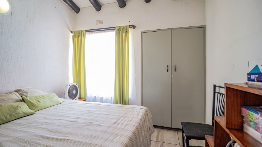 7 Bedroom Property for Sale in Mayberry Park Gauteng