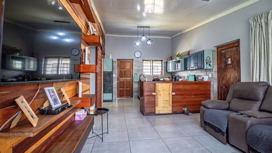 7 Bedroom Property for Sale in Mayberry Park Gauteng