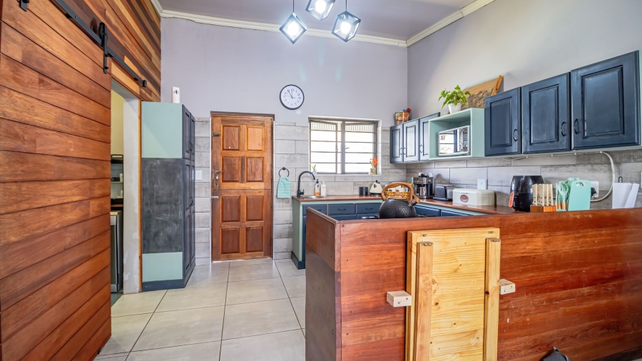 7 Bedroom Property for Sale in Mayberry Park Gauteng