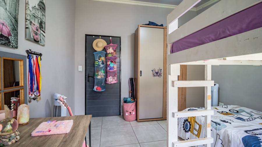 7 Bedroom Property for Sale in Mayberry Park Gauteng