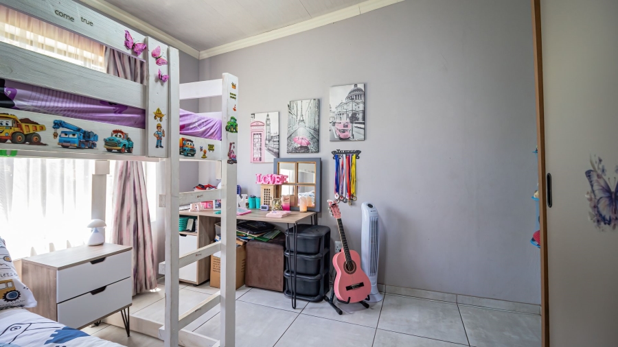 7 Bedroom Property for Sale in Mayberry Park Gauteng