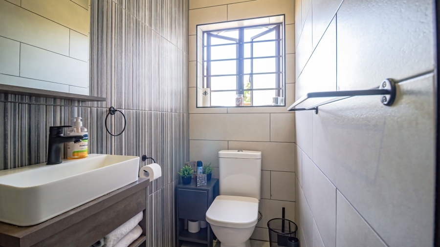 7 Bedroom Property for Sale in Mayberry Park Gauteng