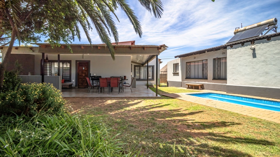 7 Bedroom Property for Sale in Mayberry Park Gauteng