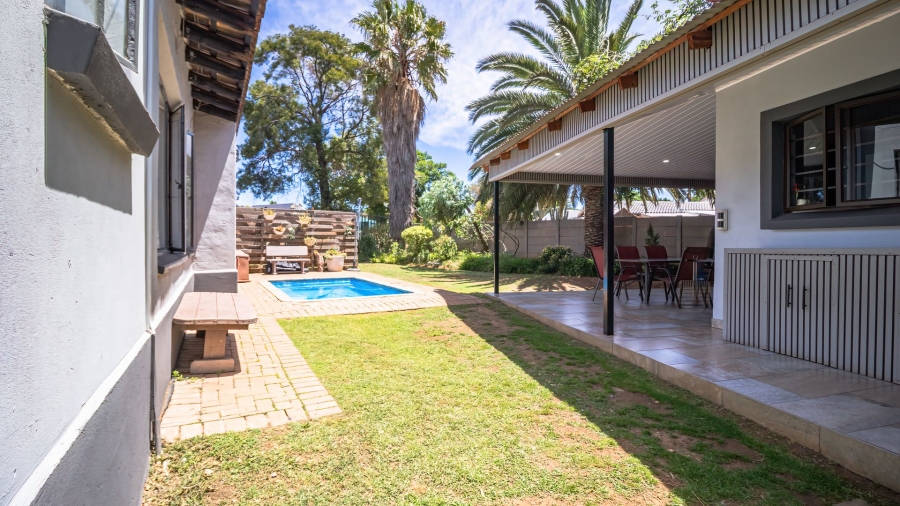 7 Bedroom Property for Sale in Mayberry Park Gauteng