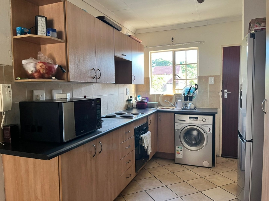 2 Bedroom Property for Sale in Vorna Valley Gauteng