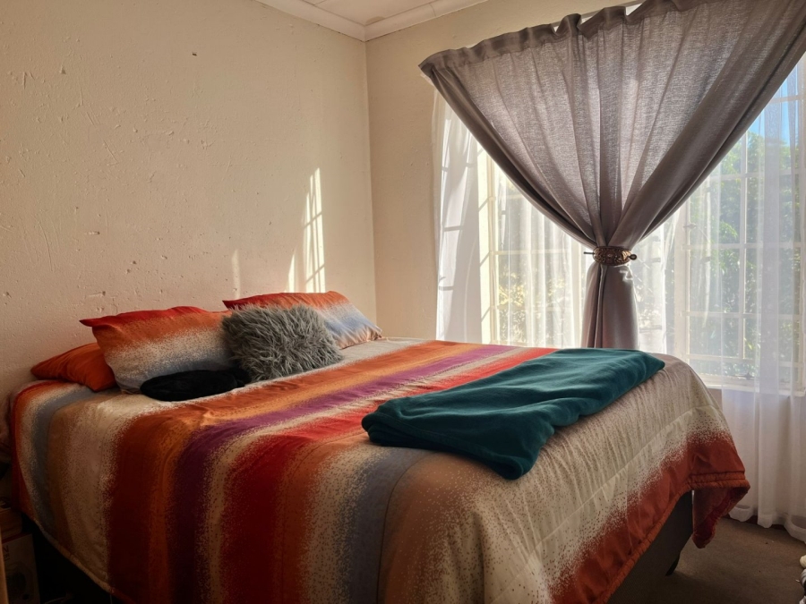 2 Bedroom Property for Sale in Vorna Valley Gauteng