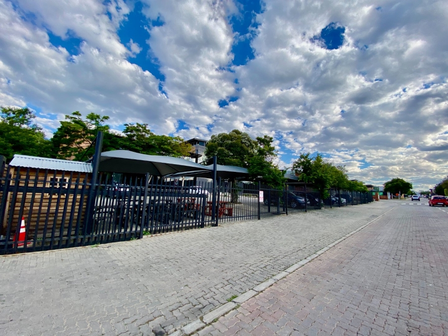 To Let Commercial Property for Rent in North Riding Gauteng