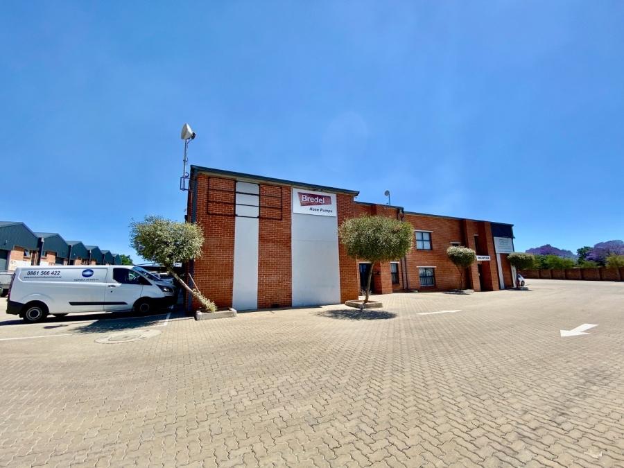 To Let Commercial Property for Rent in Laser Park Gauteng