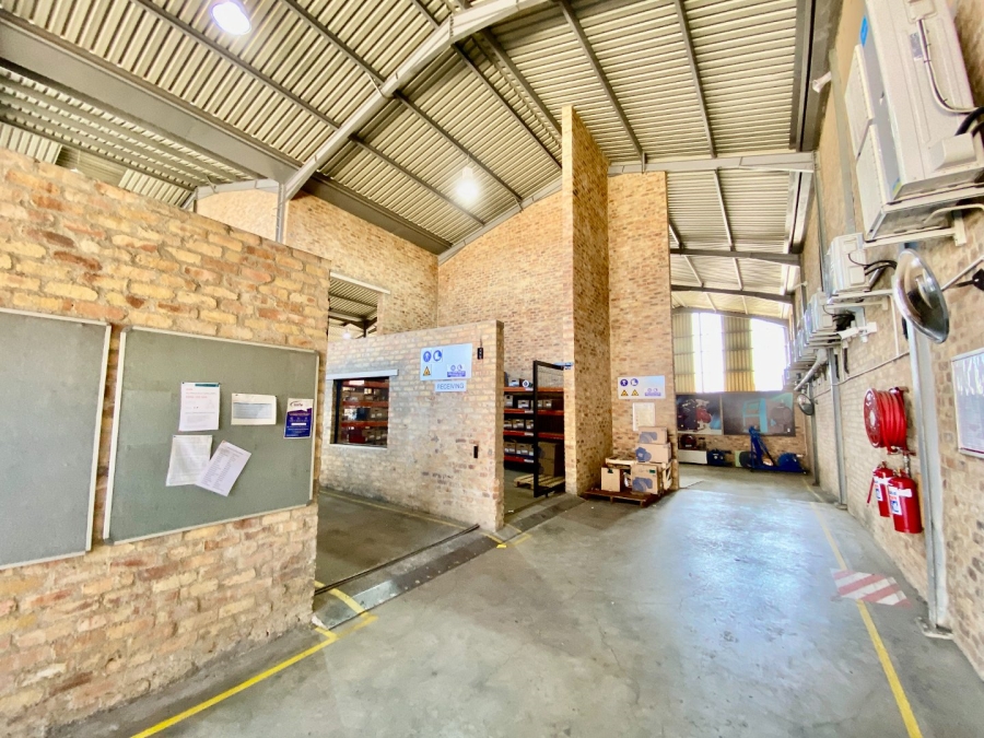 To Let Commercial Property for Rent in Laser Park Gauteng