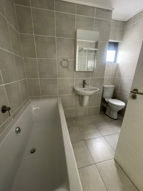 1 Bedroom Property for Sale in Mooikloof Glen Gauteng