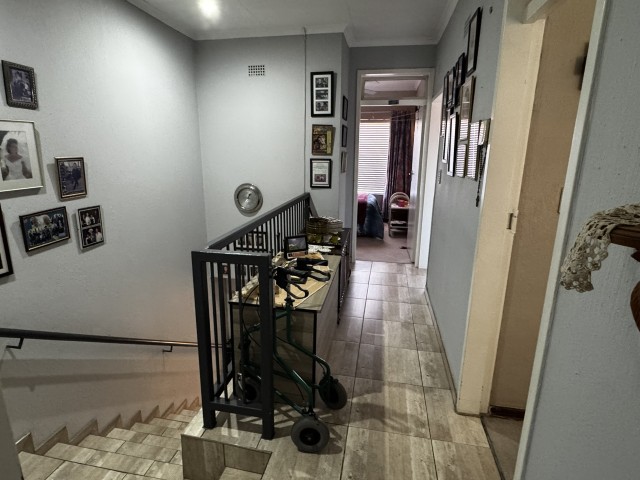 3 Bedroom Property for Sale in Birchleigh North Gauteng