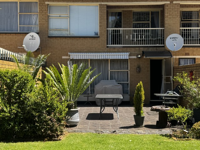 3 Bedroom Property for Sale in Birchleigh North Gauteng